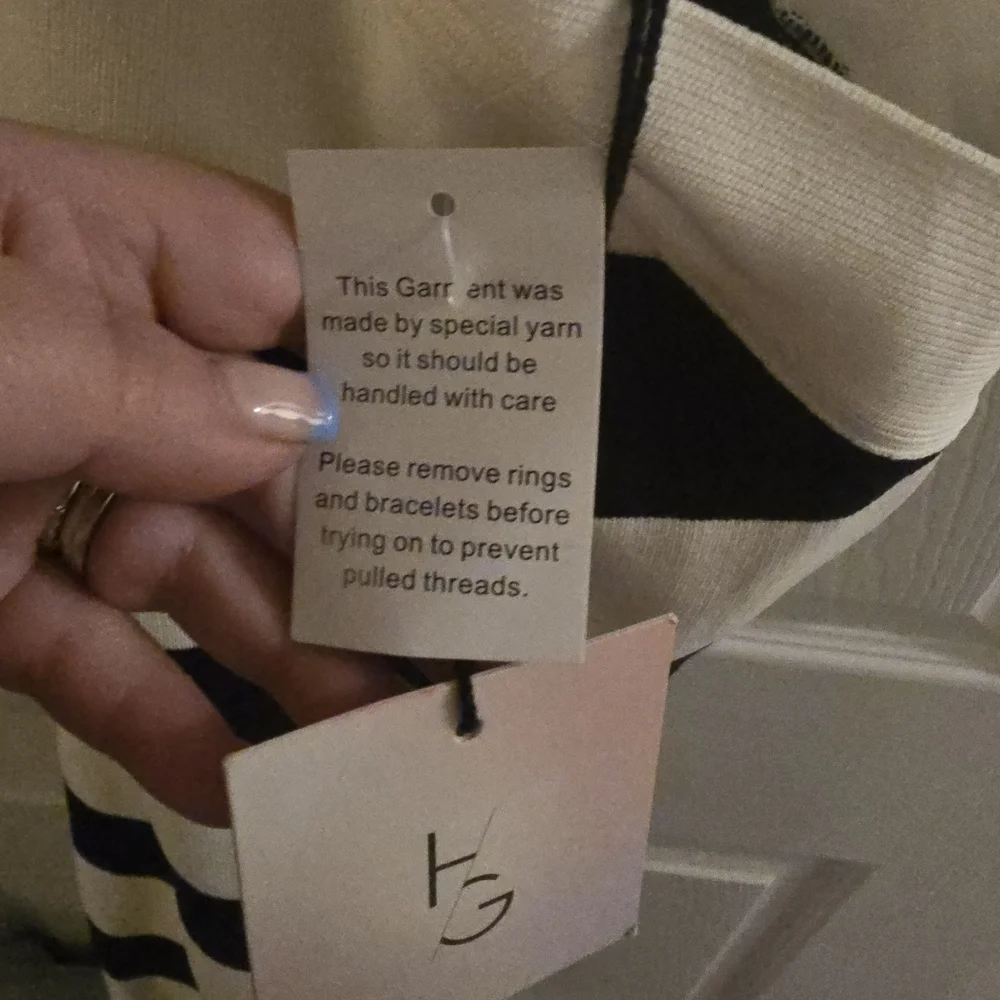 BNWT Striped Black and White Cross Strap Knit Mini Dress - Picture 12 of 13